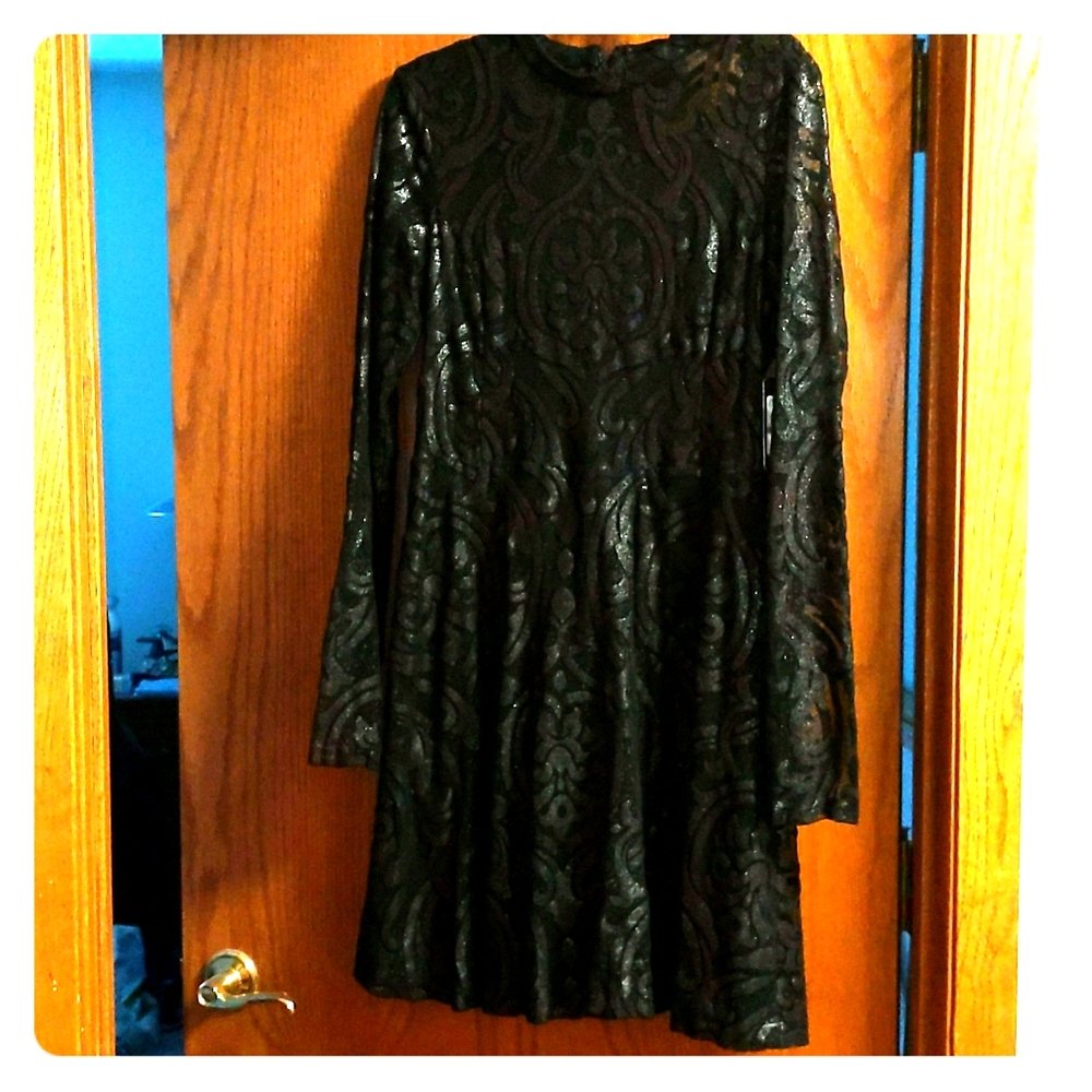 Never Worn Velvet GUESS Dress - Size 14